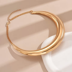 1pc Boho Sexy Iron Choker Necklace for Women Elegant High End Metal Collar Versatile for Daily Wear and Evening Parties