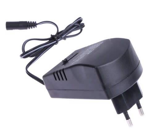 Multi-function Transformerᅡᅠ Adaptor 220V AC To DC3V - 12Vᅡᅠ 30W 3.0A