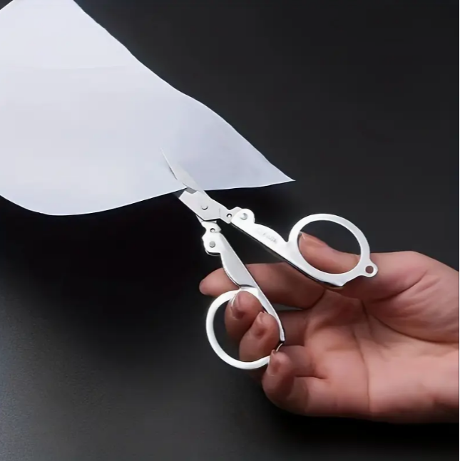 1pc Folding Small Scissors Portable Travel Scissors Stainless Steel Mini Scissors For Home, Office And Travel Scissors, Portable For Car And Purse