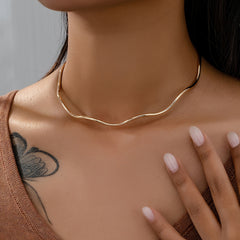 A Simple Twist Choker Necklace Jewelry For Everyday And Vacation Wear