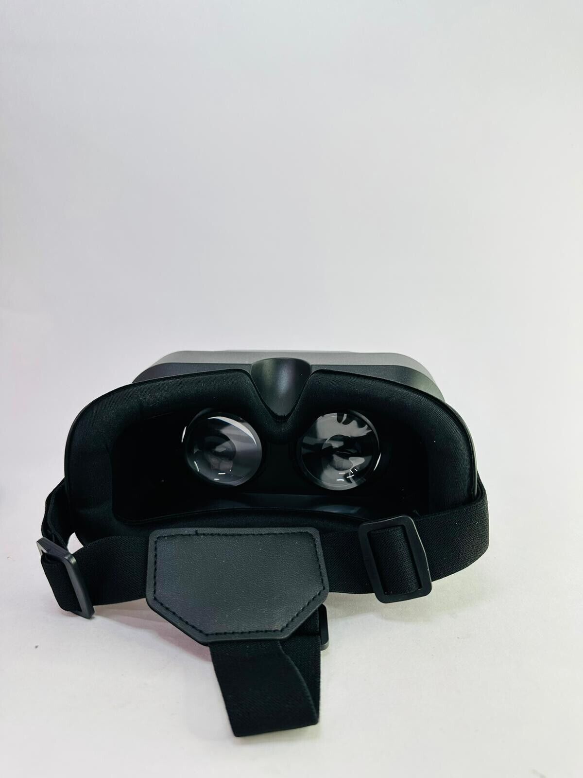 VIRTUAL REALITY GLASSES