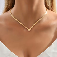 Women's Golden V Neck Stainless Steel Necklace Elegant Minimalist Layering Chain for Daily Wear & Parties Valentine's Day Gift Year Round Versatile Jewelry Accessory Party Accessory Sensual Style Sleek Finish