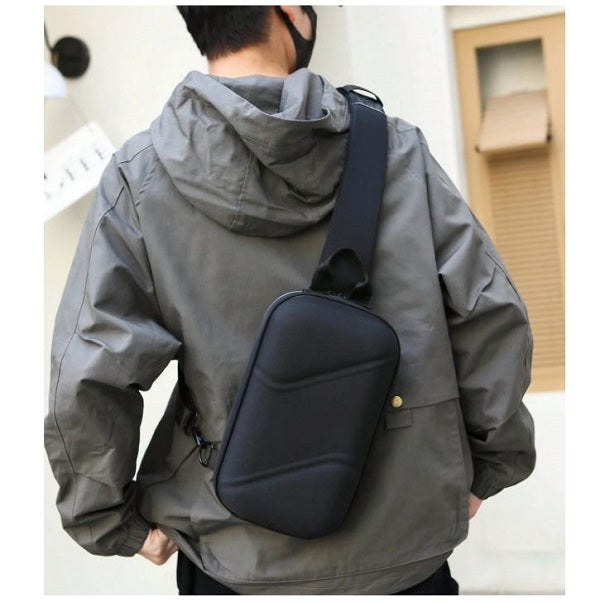 JG20375380 Hardshell Shoulder Bag