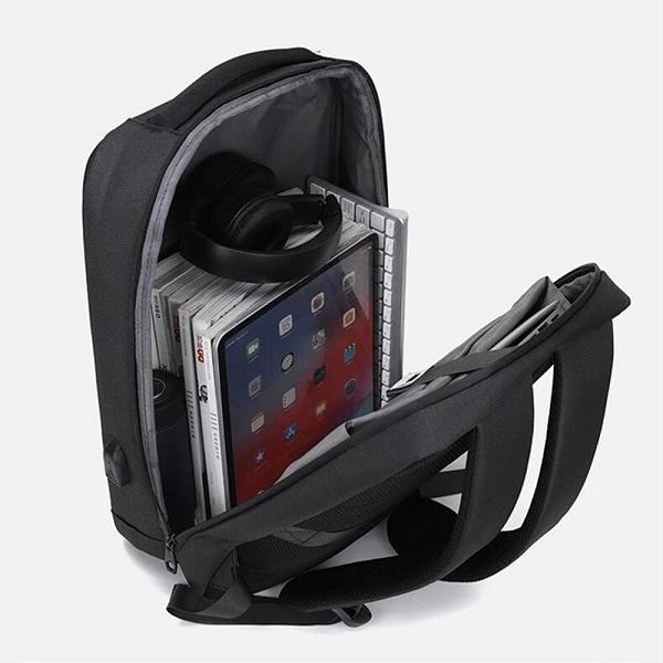JG20375373 Large Capacity Hard Shell Backpack With USB Port