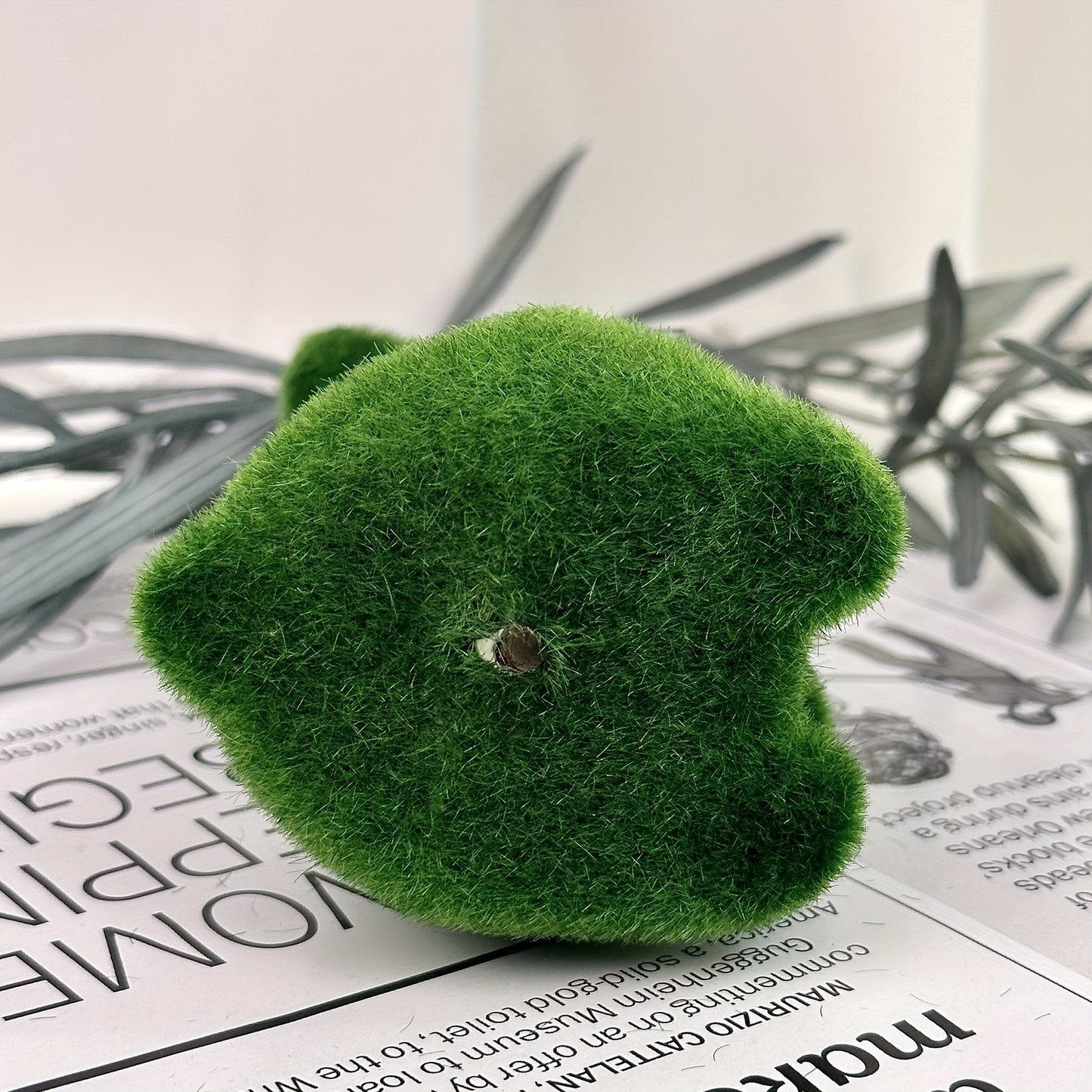 Easter Bunny Green Foam Flocking 3D Moss Bunny Craft - Artistic Garden Ornaments, Great for Room Decoration