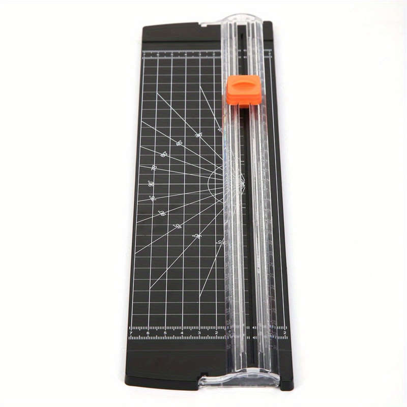 Portable A3/A4 paper cutter