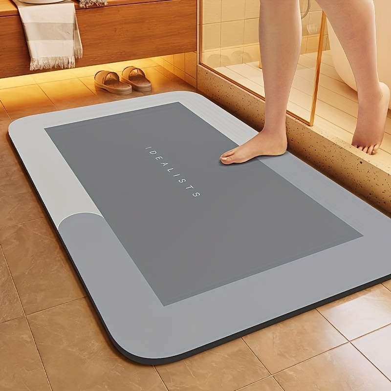 Super absorbent bathroom mat