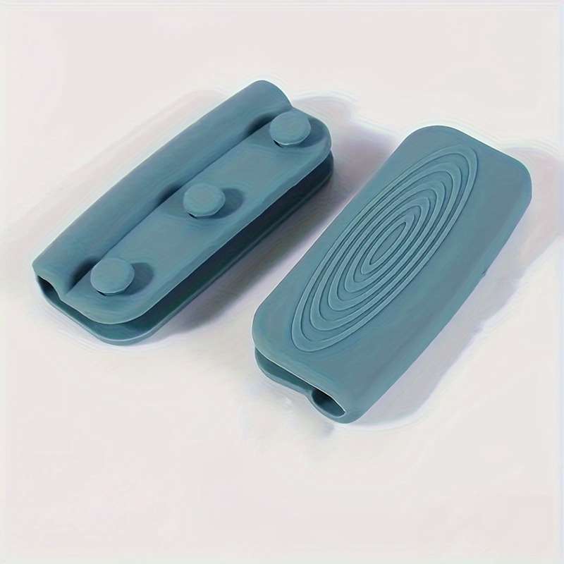 1 pair of silicone handles, anti-scalding and anti-slip
