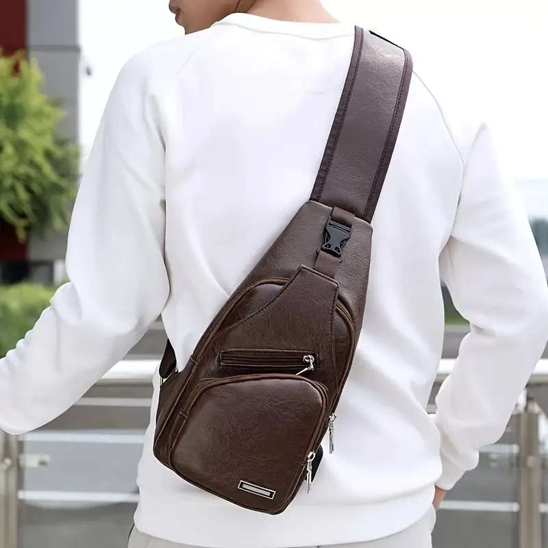 1 x Men's PU leather messenger bag