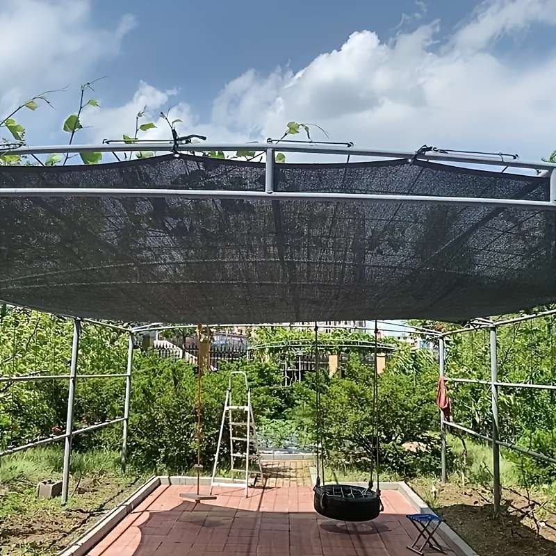 1 piece of thickened PE sunshade net 2x3 meters