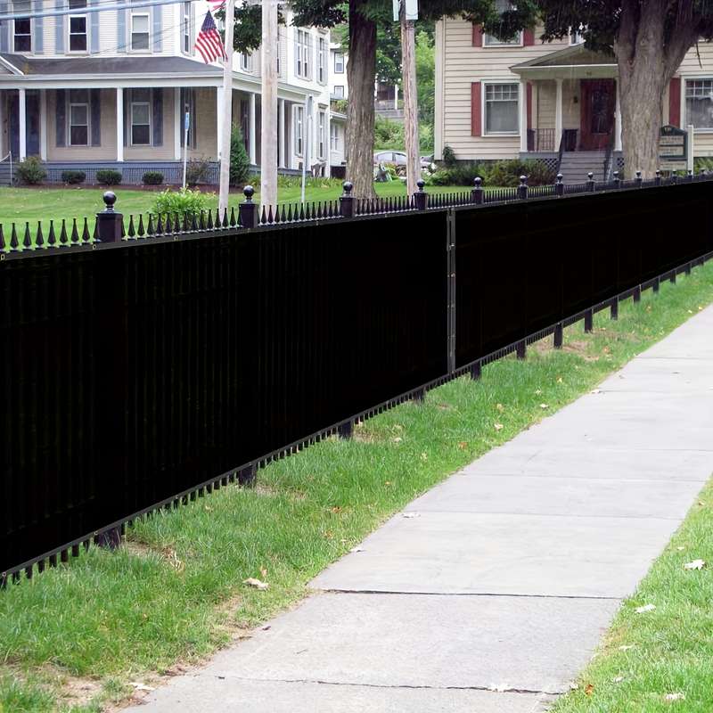 Black Heavy Duty Privacy Screen