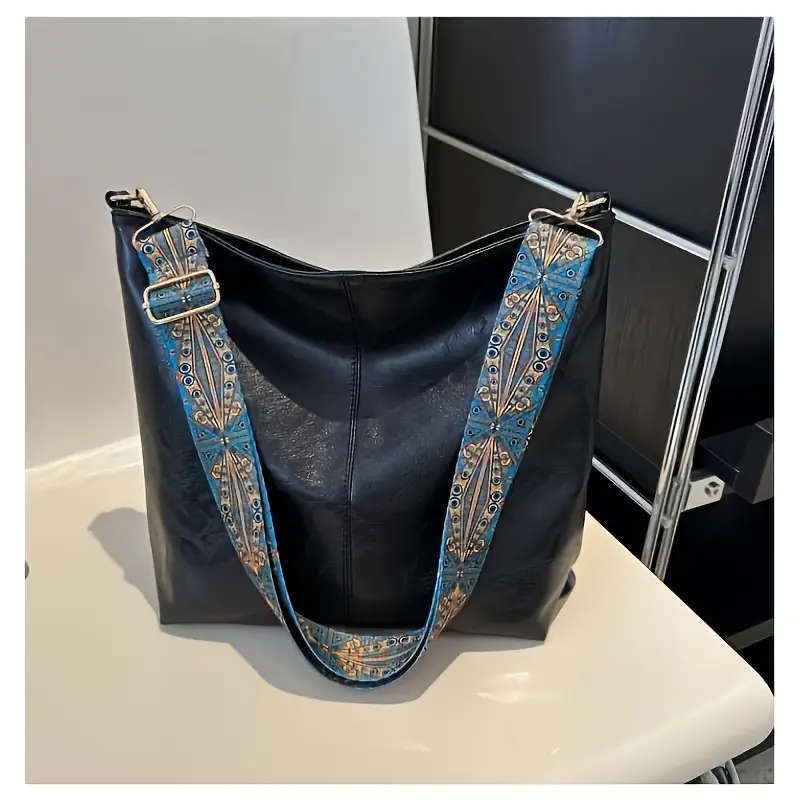 Bohemian style large capacity women's shoulder bag