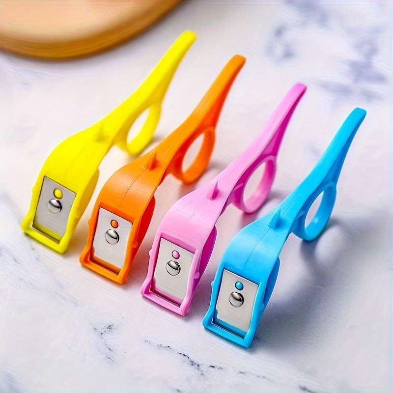 Fruit peeler