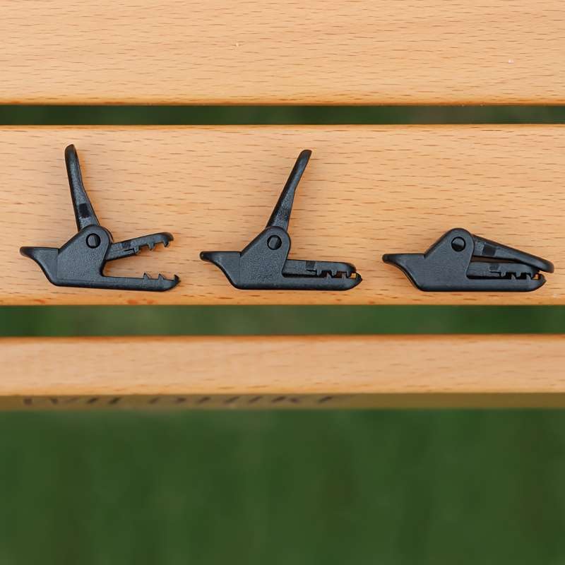 20 pieces of tarpaulin clips