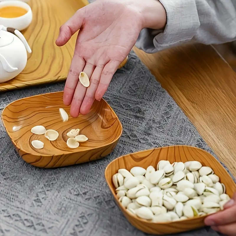 10-piece imitation wood plastic snack tray