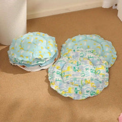 Comfy Pumpkin Themed Pet Bed (Small)