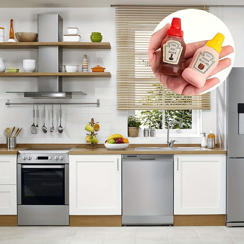 4 portable mini ketchup bottles
