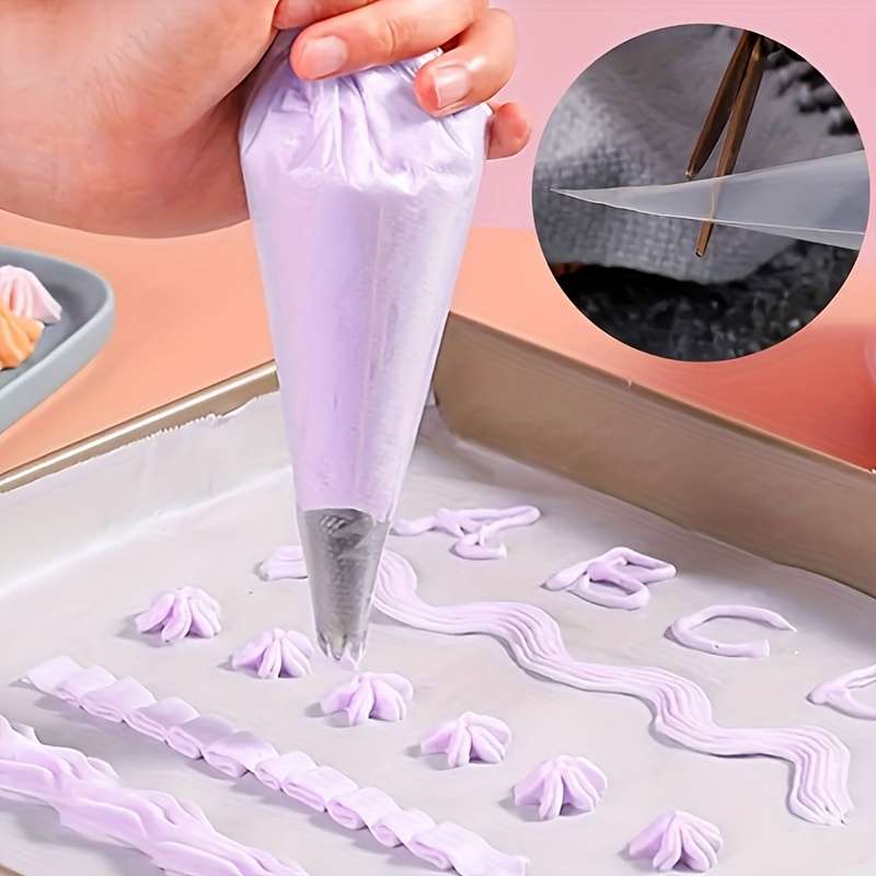 Triangle embossing bags, HDPE cream bags, 100 pcs, suitable for cake decoration, cookies, pastries, desserts, icing tools. Easy to use, non-stick, durable, suitable for beginners and professionals.