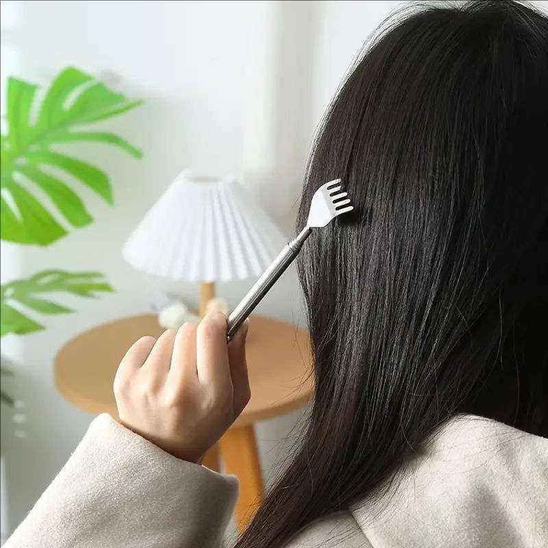 Multifunctional retractable back scratcher