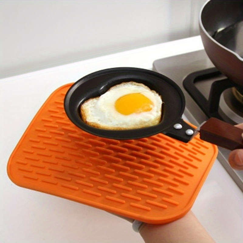 Silicone pot holder heat-resistant tripod