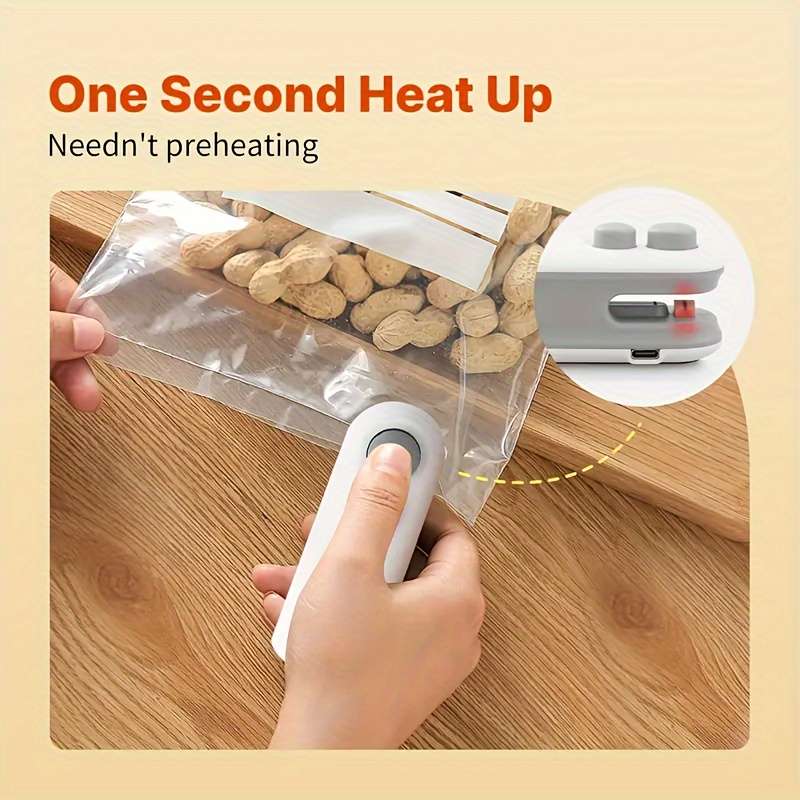 Sealer seals new small portable snacks