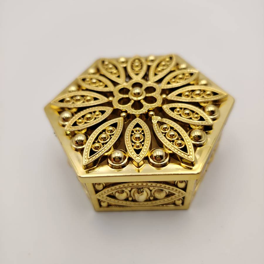1 modern hexagonal jewelry box