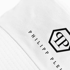 One Philipp Plein bucket hat, made of lightweight polyester, with logo design, foldable.