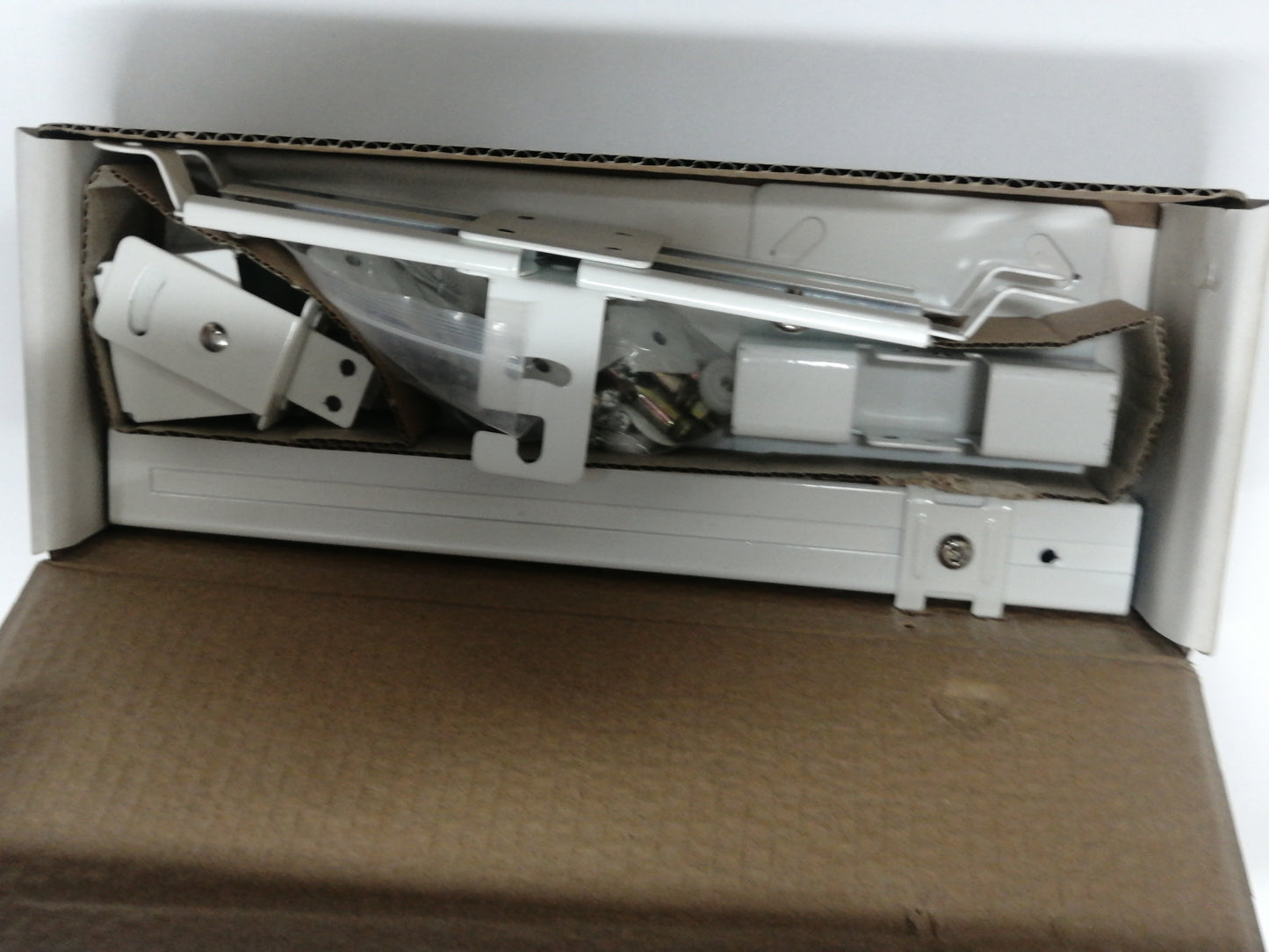PROJECTOER CEILING MOUNT