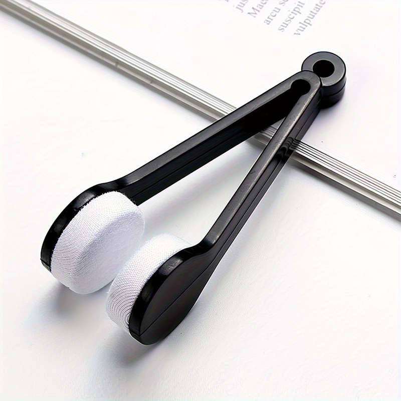 1pc Portable Microfiber Glasses Cleaning Brush Multifunctional Fashion Glasses Wiping Tool