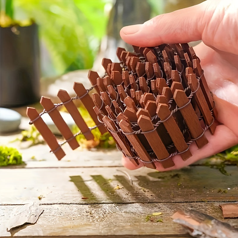 Charming Mini Wooden Fence for Fairy Gardens - Fascinating micro landscaping accessories, perfect for home and garden decoration or