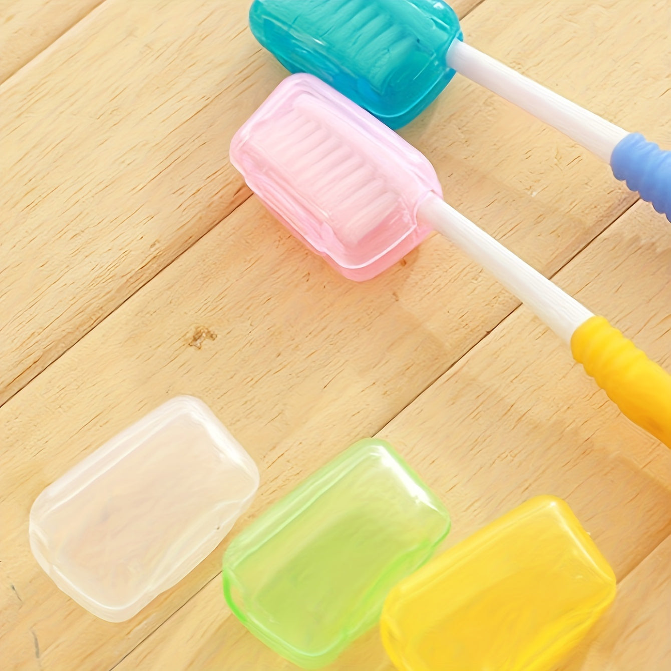 5pcs Portable Toothbrush Case with Cover, Travel Size Dustproof Protective Case, Portable Drainage Toothbrush Cap, Essential for Oral Hygiene, Hypoallergenic and Alcohol-free, Very Suitable for Home, Business Travel and Outdoor Use