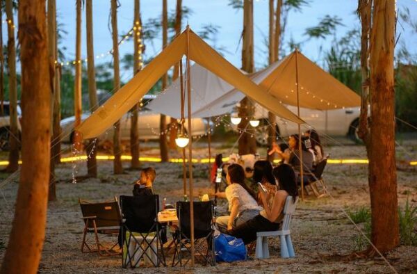 FA-HK999 Rechargeable Solar Camping Light