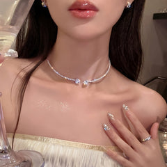 1pc Women's Sparkling Rhinestone Choker Necklace with Heart Shaped Collar   Light Luxury Bling Bling Statement Piece  Clear  Adorned Elegant Collar for Daily Wear & Party Jewelry  Year Round Versatile Necklace for Women (No Maintenance Required  Dainty La