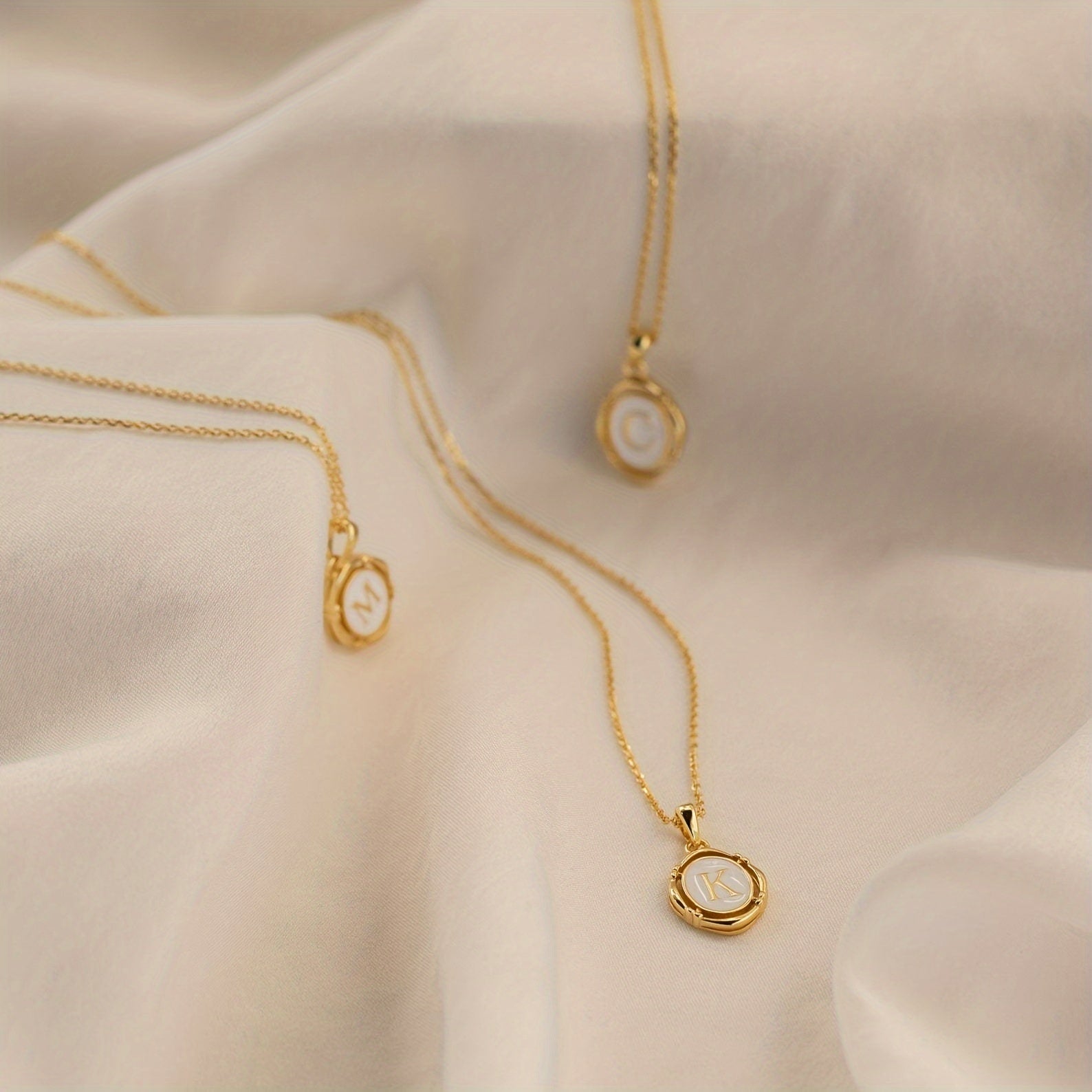 1pc 201 Stainless Steel A Z Alphabet Fashion Simple Initial Necklace  14K Gold Plated  for Ladies  Teenage Girls  Friend  Graduation Gift