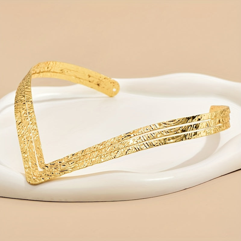 Personality Exaggerated Geometric Golden V Shaped Collar Necklace Jewelry Accessories For Women