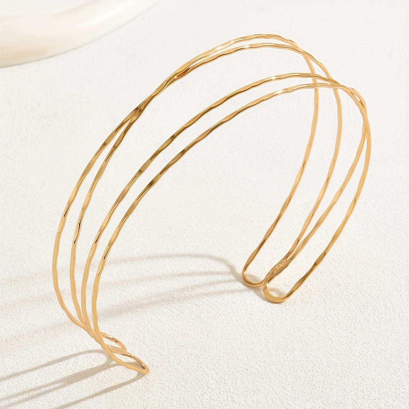 Women's Open Wave Cross Neck Choker   Minimalist Golden Tone Layered Chain Jewelry for Casual Attire  Parties & Weddings   Versatile Year Round Elegant Accessory