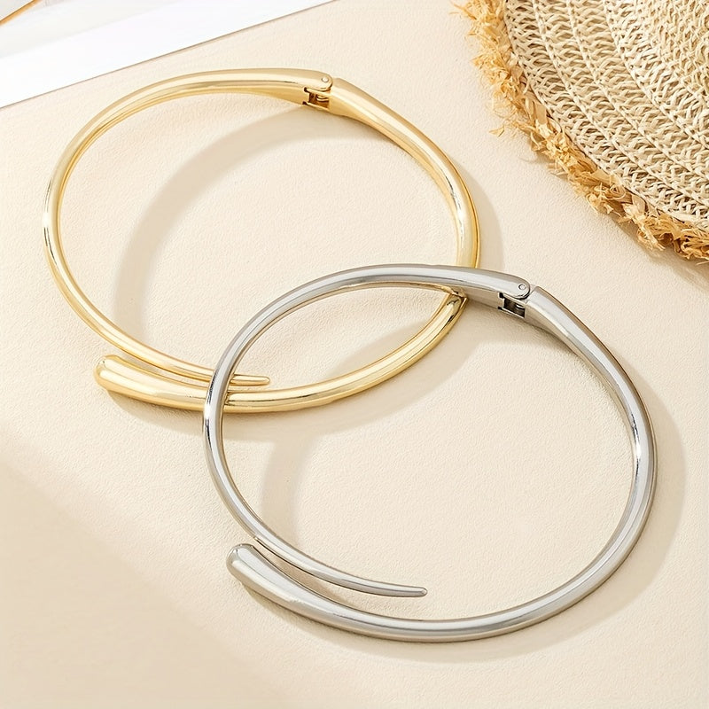 Women's Minimalist Golden Tone Adjustable Spring Open Ring Choker Necklace   Sleek Curved Design for Parties  Music Festivals & Year Round Wear  Party Accessory  Chic Accessory  Sleek Jewelry