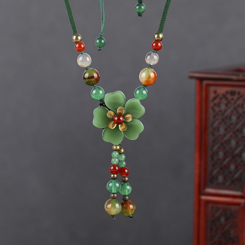 Ethnic Chinese Style Adjustable Alloy & Agate Bead Necklace with Floral Petal Pendant   Green & Red Beads for Women  Daily Wear & Holiday Jewelry  Lunar New Year Gift  Beaded Jewelry  Festive Accessory  Vibrant Accessory  Goldtoned Hardware  Seasonal Acce
