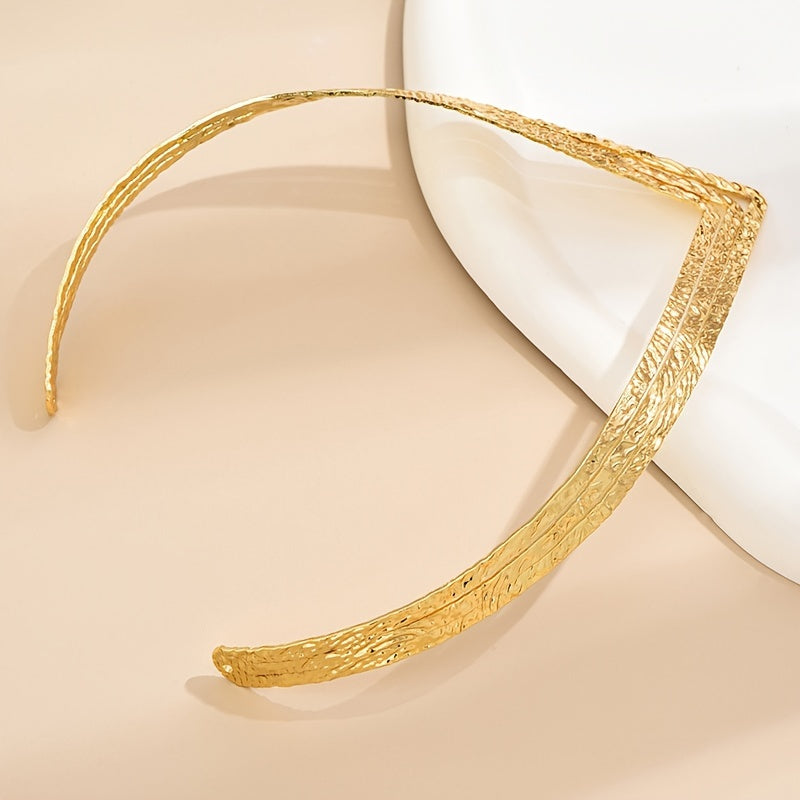 Personality Exaggerated Geometric Golden V Shaped Collar Necklace Jewelry Accessories For Women