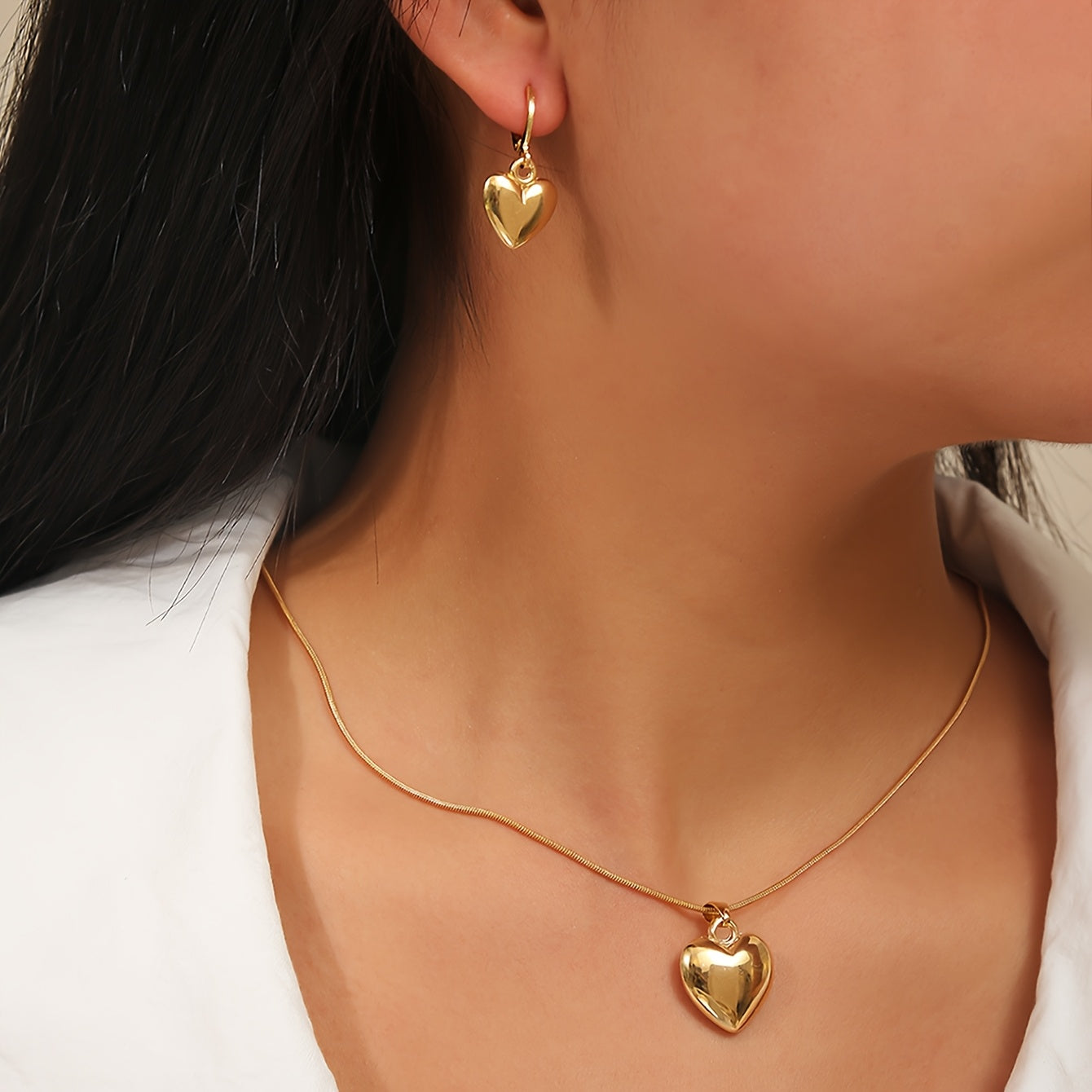 3pcs French Minimalist Heart Necklace and Earrings Set   Interlocking Snake Chain Collar & Dangling Hoops  for Women's Everyday Wedding Party Jewelry  Year Round Minimalist