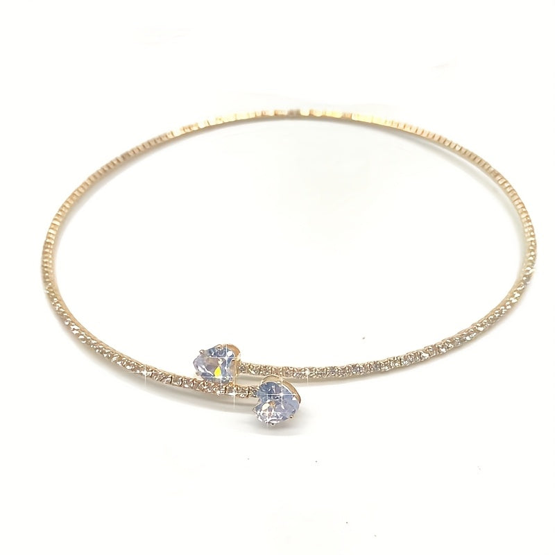 A Stylish And Minimalist Collar Adorned with Rhinestones  Perfect for Women As a Unique And Classic Accessory for Daily Gatherings And Festive Celebrations.