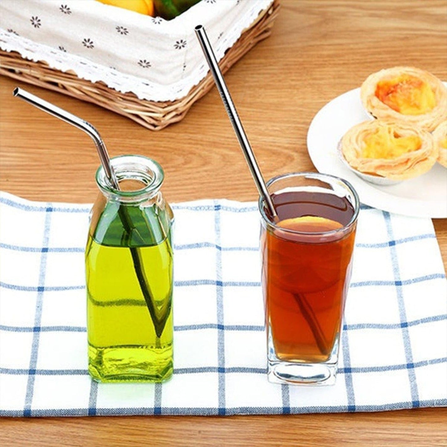 Set of 4 Stainless Steel Straws & Brush (2 Straight Straws, 2 Bent Straws, 1 Brush)