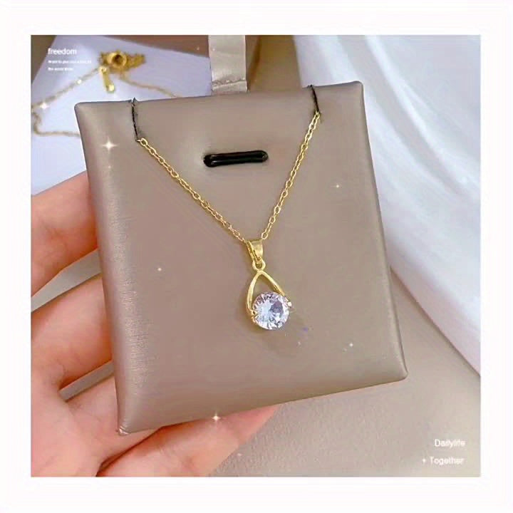 Simple Luxury Cubic Synthetic Cubic Zirconiaia Necklace for Women & men   Elegant Copper Pendant & Chain Jewelry  Sparkling CZ Gift for Anniversary  Wedding   Durable Affordable Luxury Accessory