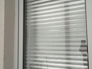 Sun shade for the windshield. On suction cups.