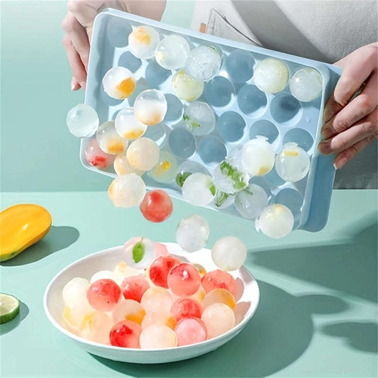 Easy-to-remove 33-cube ice maker tray