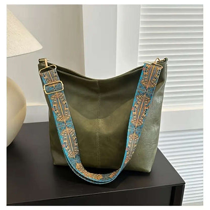 Bohemian style large capacity women's shoulder bag
