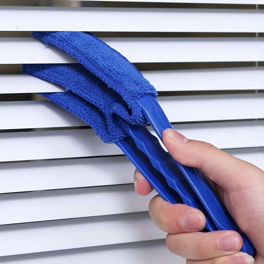 Cleaning brush