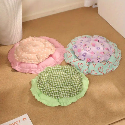 Comfy Pumpkin Themed Pet Bed (Small)