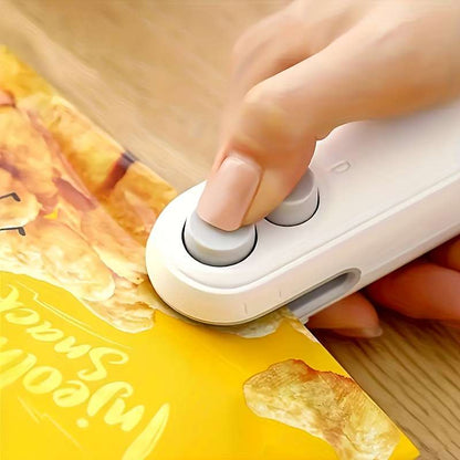 Sealer seals new small portable snacks
