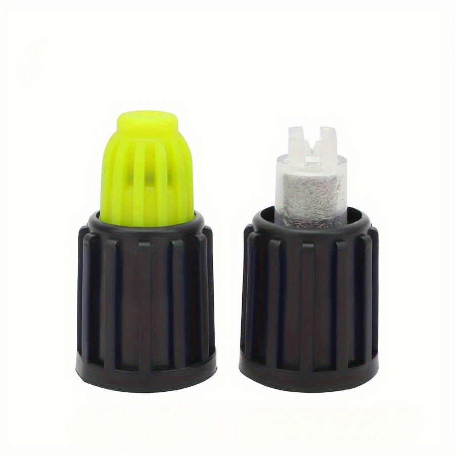 Adjustable nozzle pressure spray bottle